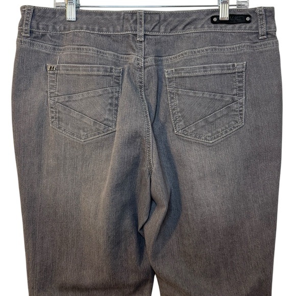 Ruff Hewn Classic Boot Cut Grey Wash denim jeans Womens 16 - Picture 4 of 12